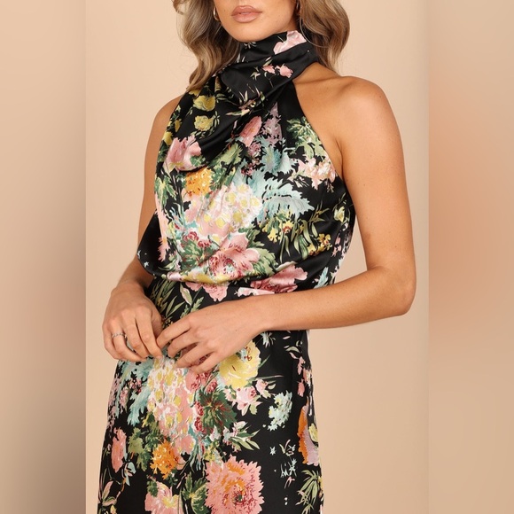 PETAL & PUP ANABELLE HALTER NECK MIDI DRESS - BLACK FLORAL B3211 - Picture 6 of 8